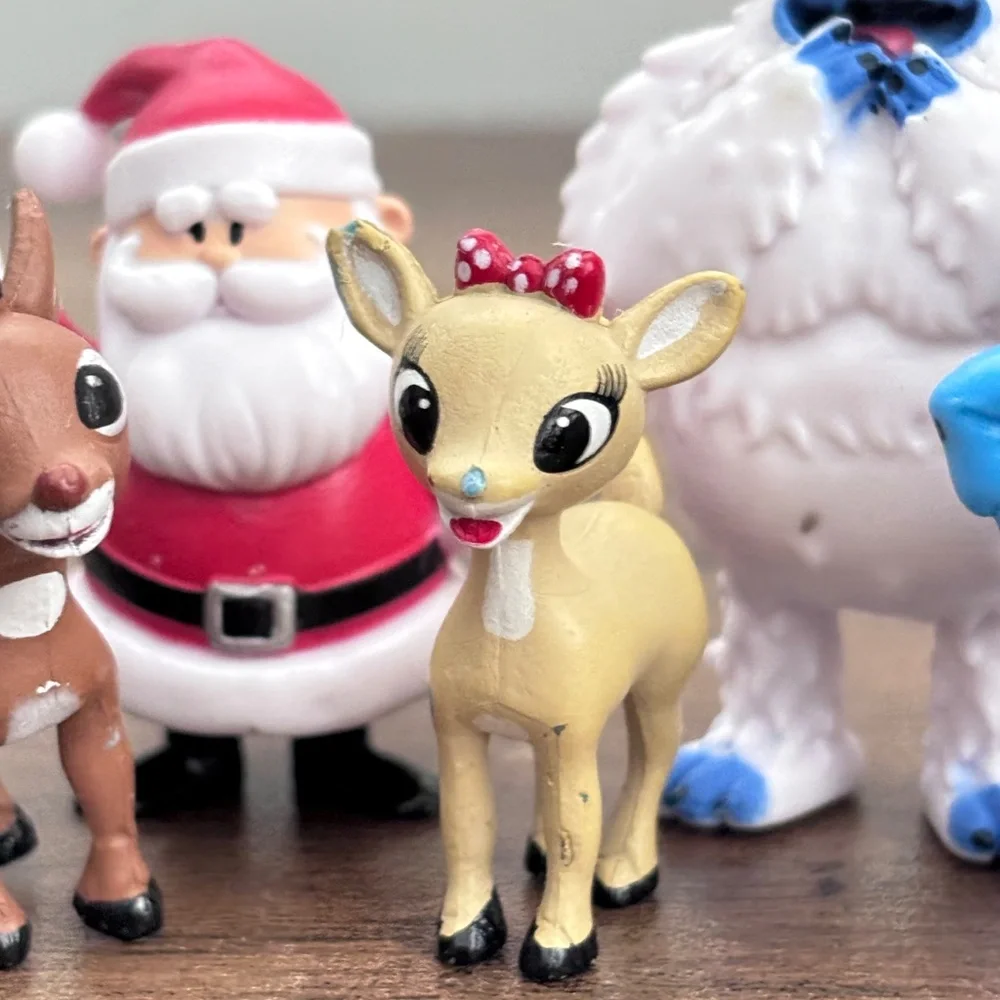 RUDOLPH Red Nosed Reindeer and The Island of Misfit Toys Friends Toy Figures LOT